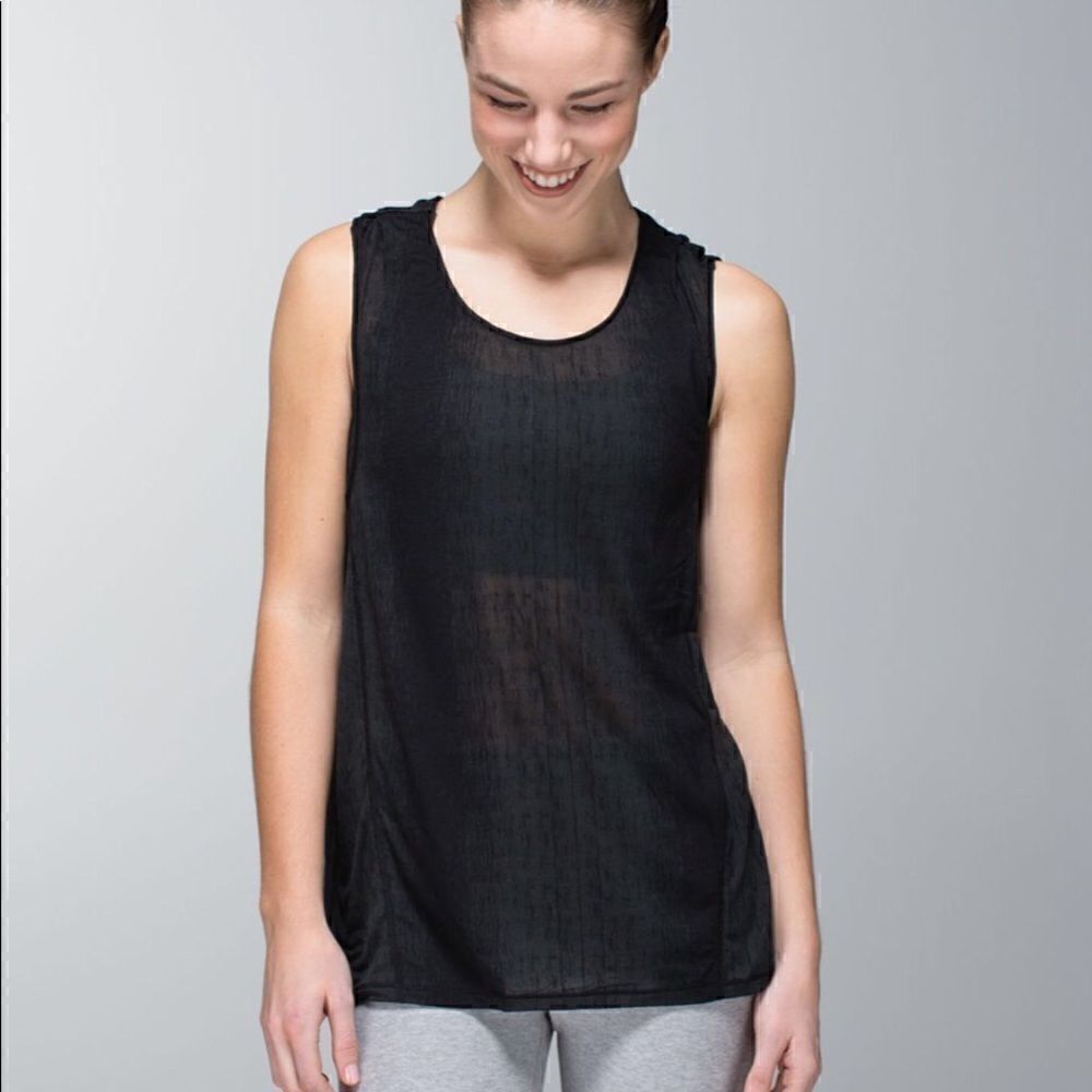 EUC Lululemon Salutation to Savasana Tank